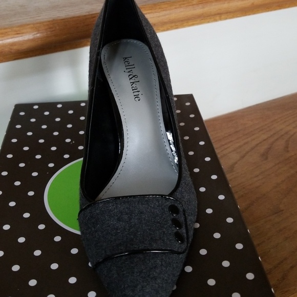 Dress shoes - Picture 4 of 5